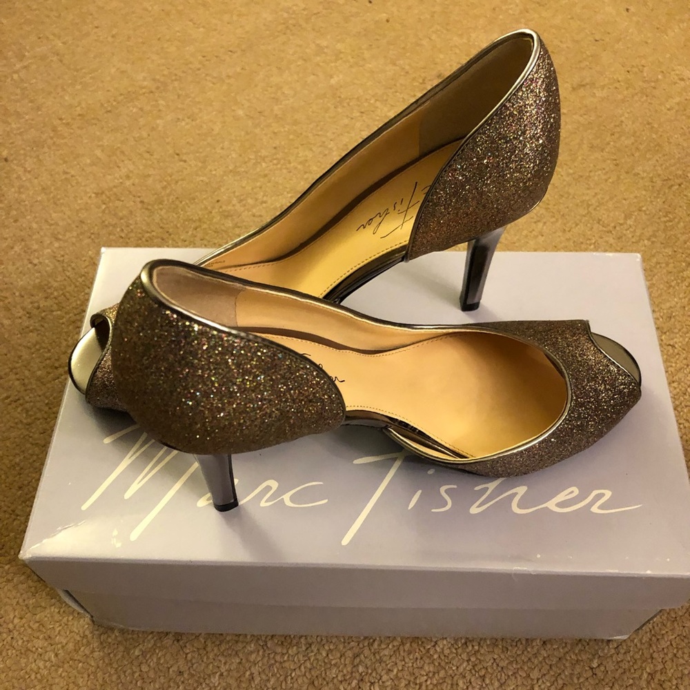 Marc Fisher silver multicolored Joey D’Orsay pumps